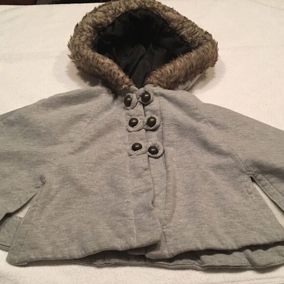 Max Studio baby size 3T gray hooded poncho coat faux fur trim button front - Picture 1 of 4